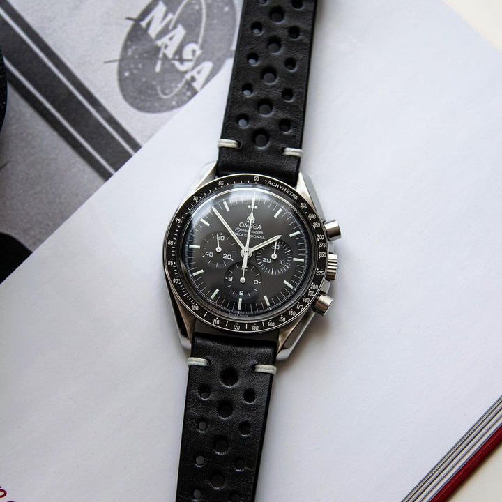 Omega Speedmaster Strap Guide - Two Stitch Straps