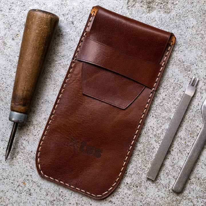 We created a single watch leather pouch (and you can get it for free)! - Two Stitch Straps